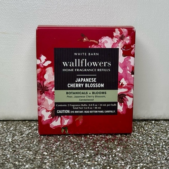 Bath and Body Works Wallflowers Japanese Cherry Blossom 2 Pack Refills NWT - Picture 2 of 3